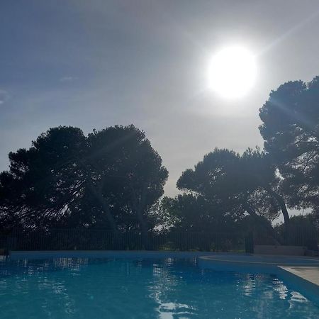 Appartement cosy pour un séjour bien-être Saumane-de-Vaucluse Esterno foto