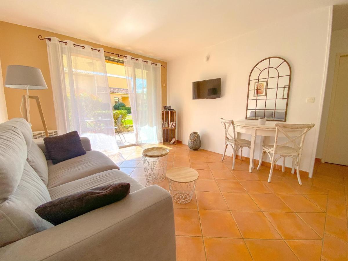 Appartement cosy pour un séjour bien-être Saumane-de-Vaucluse Esterno foto