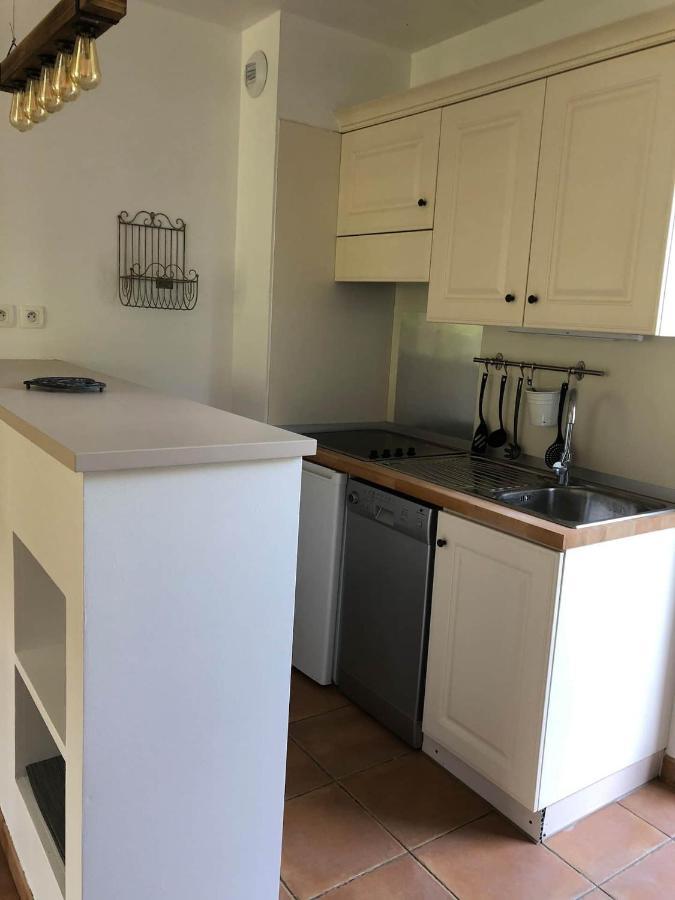 Appartement cosy pour un séjour bien-être Saumane-de-Vaucluse Esterno foto